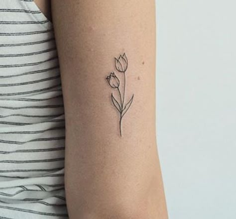 Micro Tulip Tattoo, Tulip And Rose Tattoo, Tulip Bouquet Tattoo, Tiny Flower Tattoos, Tulip Tattoo, Lavender Tattoo, Birthday Tattoo, Bouquet Tattoo, White Ink Tattoo