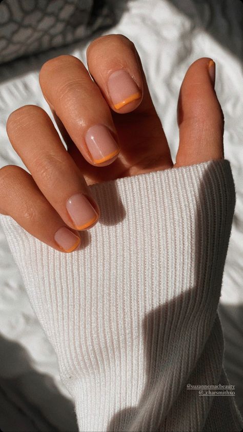 Coloured Tip Short Nails, Colour French Tips Nails Short, Colored French Nails Short, Short Gel Nails Coloured Tips, Short Gel Nail Designs Minimalist, Colour Tip Nails Short, Short Coloured Tip Nails, Biab Nail French Tips, Color French Short Nails