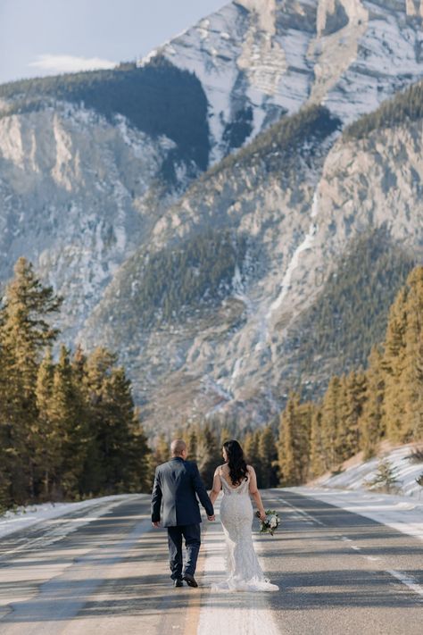 Banff Elopement Fall, Banff Town, Lake Louise Winter, Banff Winter, Banff Elopement, Alaska Winter, Winter Onederland Party, Bride Groom Photos, Winter Books