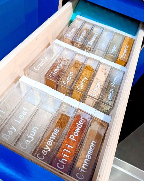 9 cool ways to organize spices, according to experts | Real Homes Oil And Spice Storage, Herb And Spice Storage Ideas, How To Store Spices, Seasoning Storage Ideas, Spice Containers Ideas, Unique Spice Storage, Organize Spices, Spice Organization Ideas, Ways To Organize Spices