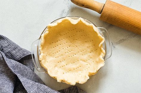 Small Pie Crust Recipe, Small Pie Recipes, 6 Inch Pies, 5 Inch Pies, 6 Inch Pie Recipes, Small Batch Pie Crust, Easy Deep Dish Pie Crust, Pat In Pan Pie Crust Recipe, Mini Pie Crust Recipe