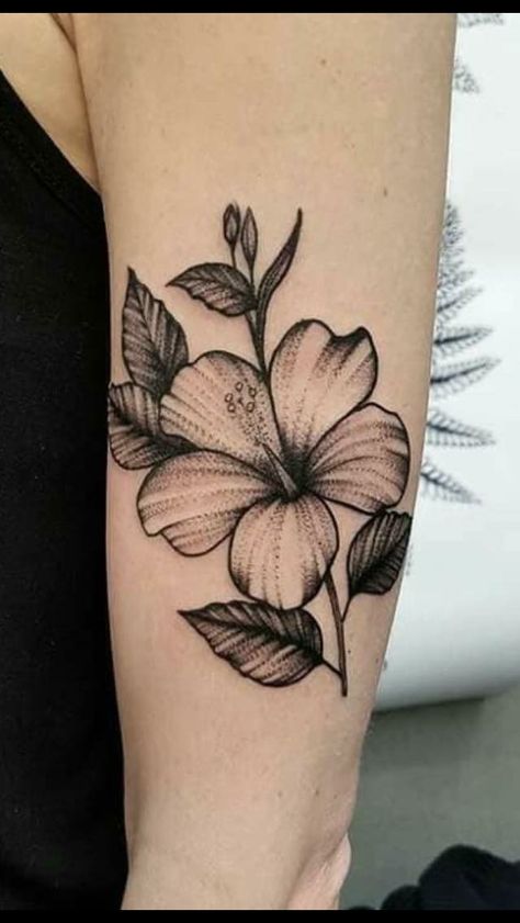 Tropical Flower Tattoos, Hawaiian Flower Tattoos, Hawaii Tattoos, Hibiscus Tattoo, 4 Tattoo, Badass Tattoos, Tattoo Feminina, Flower Tattoo Designs, Chest Tattoo