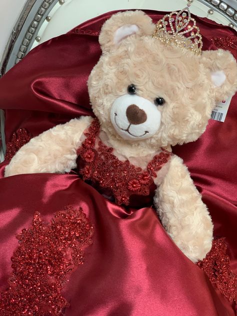 Teddy Bear With Red Dress Quince, Red Quinceanera Teddy Bear, Red And Gold Quinceanera Dresses For Damas, Flower Decorations For Quinceanera, Red Quince Copas, Dark Red Quinceanera Decorations, Red N Gold Quince Dresses, Quinceanera Dark Red Theme, Red Quince Teddy Bear