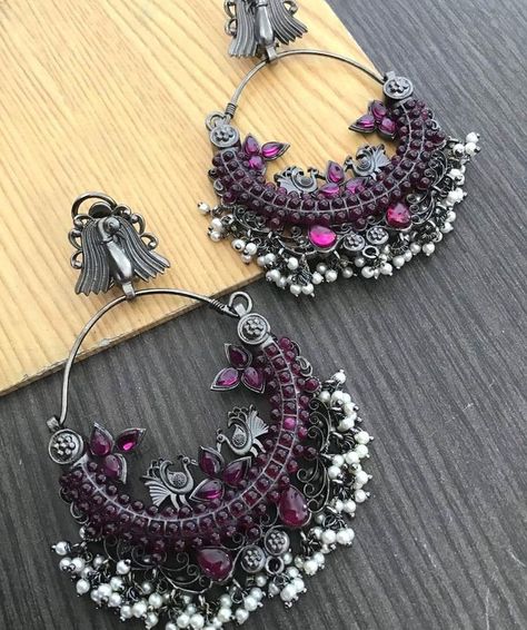 Purple Jhumka, Capsule Wardrobe Jewelry, Oxidized Earrings, Oxidised Earrings, Antique Silver Earrings, Indian Wedding Jewelry Sets, Fancy Jewellery Designs, Silver Jewellery Indian, Earrings Indian