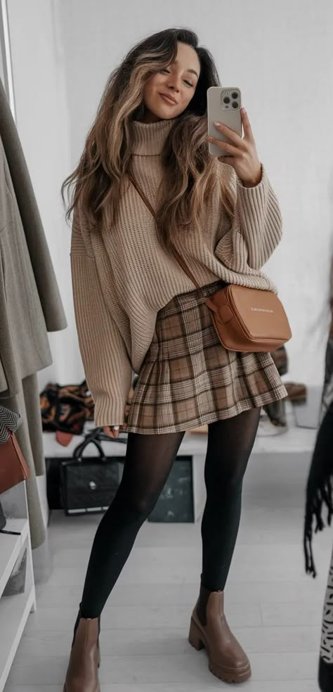 Winter Outfits Heels Boots, Tights And Chelsea Boots Outfit, Chunky Sweater Outfit Skirt, Outfits With Black Tights Casual, Chelsea Boots And Tights, Chunky Heel Chelsea Boots Outfit, Dogtooth Skirt Outfit, Flat Ankle Boots Outfit For Women, Tall Boots Skirt Outfit