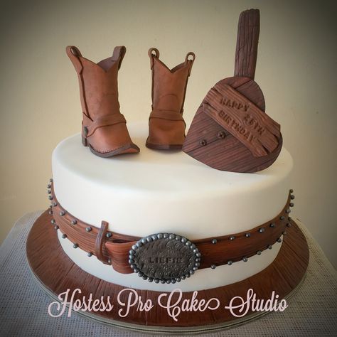 @hostessprosugarcraft Cowboy boots cake #cakedecorating Boot Cake Ideas, Country Birthday Cakes, Cowboy Boot Cake, Boot Cake, Cowboy Birthday Cakes, Cowboy Cake, Cowboy Cakes, Diy Dessert, Country Birthday