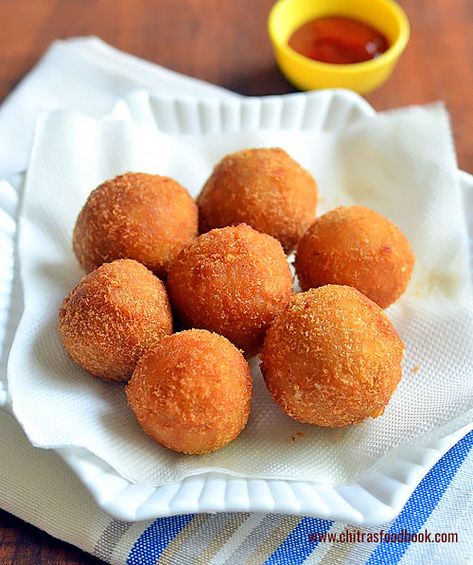 Corn cheese balls recipe Indian Party Snacks, Corn Cheese Balls Recipe, Bread Cheese Balls, Cheese Corn Balls Recipe, Cooking Sweet Corn, Cheese Balls Recipe, Crispy Corn, Corn Cheese, Ball Recipes