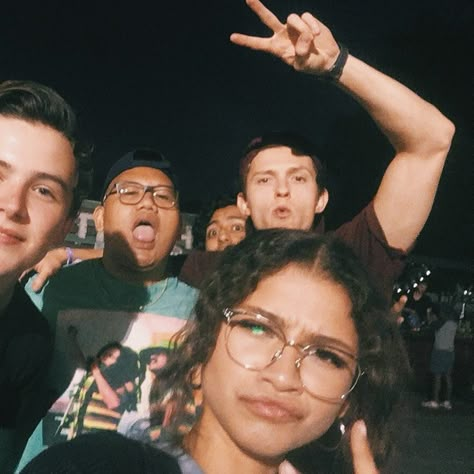 Image Spiderman, Tom Holland Zendaya, Tom Holland Imagines, Avengers Cast, Chefs Kiss, Tom Holland Peter Parker, Marvel Photo, Marvel Images, Tom Holland Spiderman