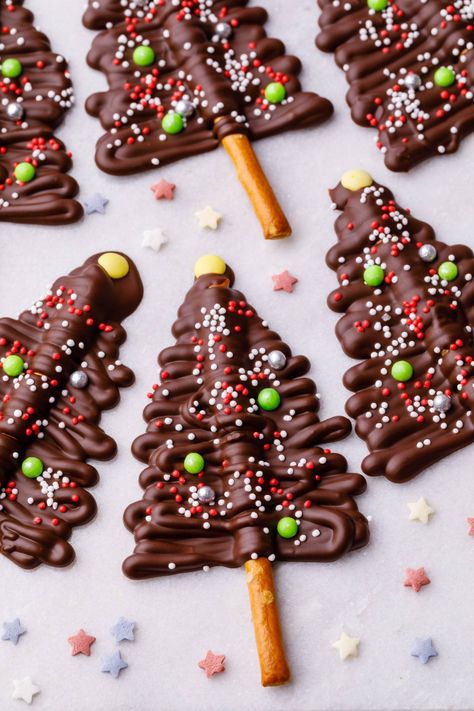 Churro Nutella Christmas Tree, Chocolate Brownie Christmas Trees, Homemade Christmas Recipes, Christmas Wish Tree Ideas, Christmas Chocolate Spoons, Xmas Desserts Recipes Easy, Christmas Treats Homemade, Christmas Sweet Gifts, Christmas Kids Recipes