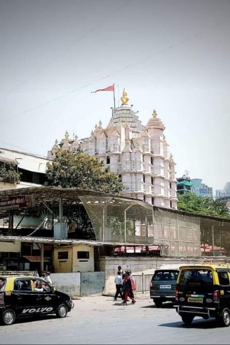 One of the best place to visit in mumbai. Siddhivinayak Temple, Best Place To Visit, Place To Visit, Mumbai, Cool Places To Visit, The Good Place, Temple, Street View, Places To Visit