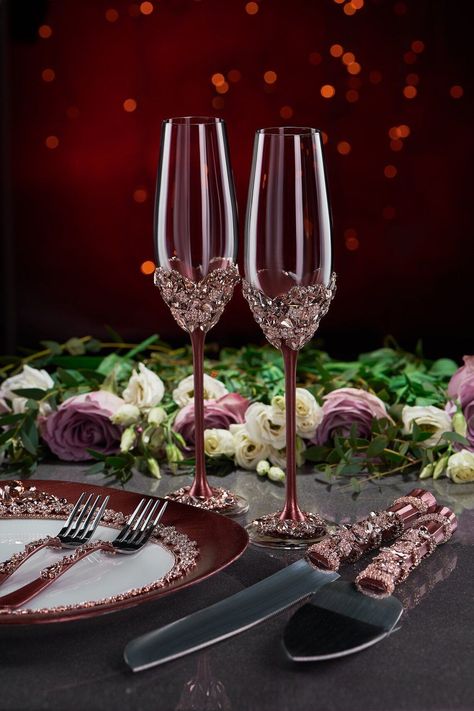 Adorned with rhinestones and crystals, these exquisite toasting flutes and cake server set make for cherished heirlooms. Laser engraving is optional and will bring uniqueness to your wedding accessories. Burgundy And Rose Gold Wedding, Rose Gold Wedding Ideas, Wedding Cake Knife Set, Gold Wedding Ideas, Wedding Cake Server Set, Bridal Shower Gifts For Bride, Wedding Toast, Bridesmaid Robes Floral, Toasting Flutes Wedding