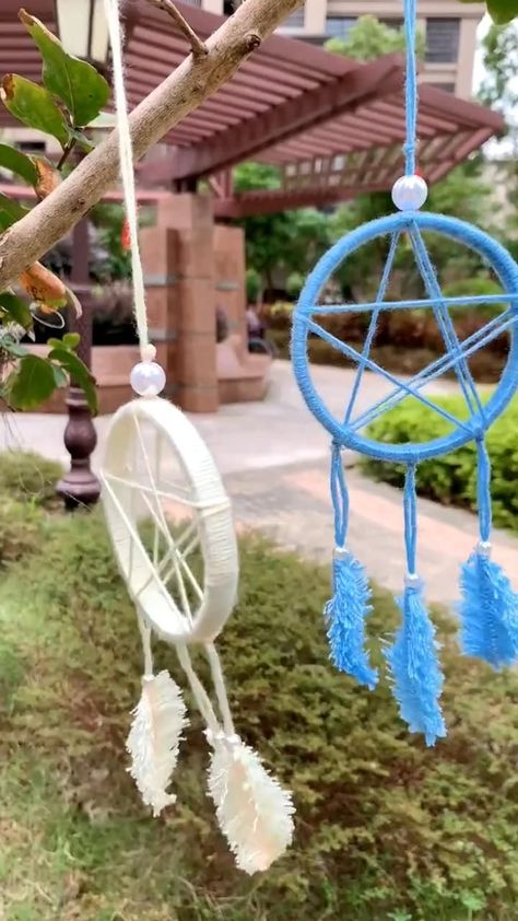 Diy Dream Catcher Tutorial, Farmhouse Decor Diy, Dream Catcher Tutorial, Dream Catcher Patterns, Pola Macrame, Dream Catcher Craft, Diy Yarn Crafts, Rope Crafts Diy, Paper Craft Diy Projects