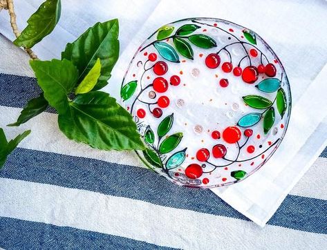 Autumn rowan berry small plates fused glass cake plate or | Etsy Rowan Berries, Gift For New Year, Fused Glass Dishes, Glass Dessert, Fused Glass Plates, Glass Fusion Ideas, Fused Glass Artwork, Glass Fusing Projects, Fused Glass Ornaments