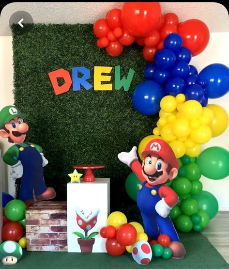 Mario And Luigi Birthday Party Ideas, Mario And Luigi Birthday Party, Luigi Birthday Party, Mario Birthday Party Decorations, Super Smash Bros Party, Luigi Birthday, Super Mario Bros Party Ideas, Mario Brother, Naruto Birthday