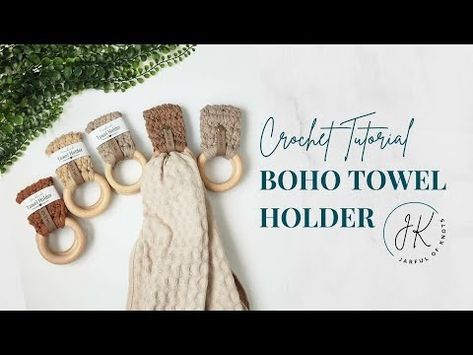 Boho Towel Holder, Easy and Quick Crochet Project in under 30 minutes! - YouTube Kitchen Towels Hanging, Crochet Towel Holders, Chunky Yarn Crochet, Crochet Towel Topper, La Christmas, Crochet Ring, Crochet Kitchen Towels, Quick Crochet Projects, Kitchen Towel Holder