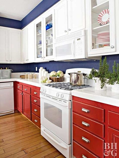 Red, white, and blue decor never looked so stylish! Decorate your home with stars, stripes, and patriotic colors to show off your American pride. These looks are perfect for summer holidays but can also last all year round. #redwhiteandbluedecor #homedecorideas #interiordesign #4thofjuly #bhg Kitchen Colour Combination, Decorating Rules, Kitchen Colour, Red Cabinets, Kitchen Ikea, Blue Rugs, American Kitchen, White Appliances, Decor Ikea