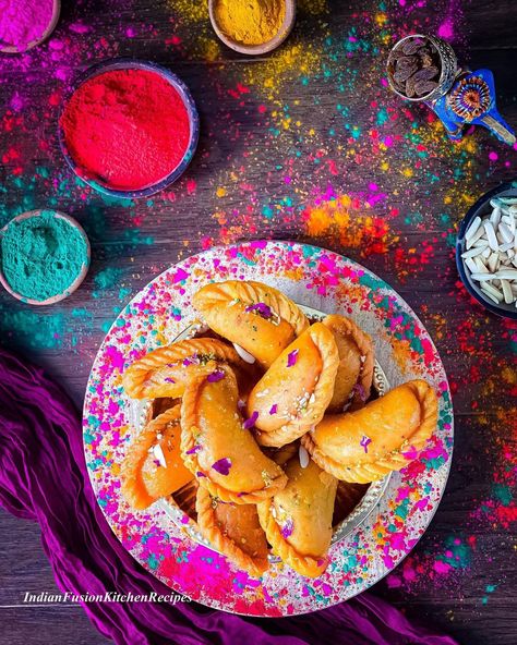 -Indian Fusion Kitchen 🧿 on Instagram: “𝐇𝐚𝐩𝐩𝐲 𝐇𝐨𝐥𝐢 - 𝐑𝐚𝐧𝐠𝐨 𝐬𝐞 𝐁𝐡𝐚𝐫𝐢 𝐆𝐮𝐣𝐢𝐲𝐚 Wishing you and your family a very happy holi. What is holi without color and how much color is too…” Holi Food Photography, Holi Food, Holi Vibes, Holi Pics, Holi 2024, Diwali Wallpapers, Phone Photography Tutorials, Fusion Kitchen, Happy Diwali Wallpapers