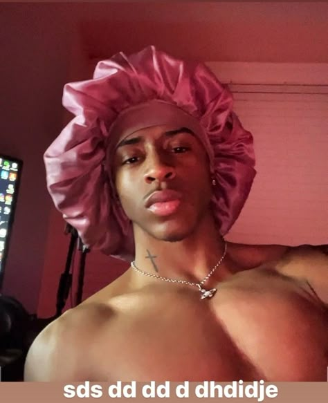 miri300k Y2k Pink Male Outfit, Brad Onema, Black Guy Oc Art, Black Guy With Pink Hair, Pink And Black Dreads Men, Male Oc Art Pink Hair, Attractive Light Skin Men, Lightskinned Boys, Fine Shyt