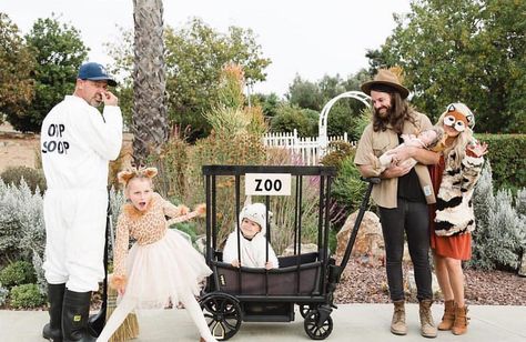 Zookeeper Halloween Costume, Future Costume, Burlap Wreath Tutorial, Zoo Keeper, Holloween Costume, Zoo Babies, Halloween Costume Contest, Family Halloween Costumes, Family Costumes