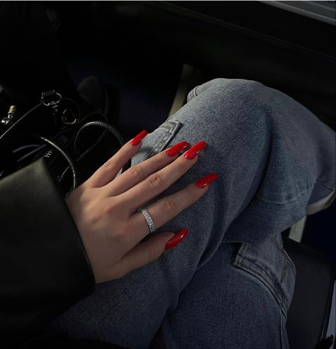 Ferrari Red Nails, Brunette Aesthetic, Madison Bailey, Hard Gel Nails, Nails Red, Hair Tutorials For Medium Hair, Nails 2024, Hard Gel, Creative Instagram Stories