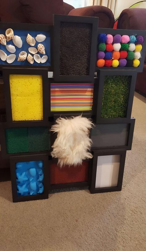 Sensory Classroom, Sensory Wall, Infant Classroom, Baby Sensory Play, Sensory Rooms, Sensory Crafts, Nursery Activities, Baby Play Activities, Toddler Classroom