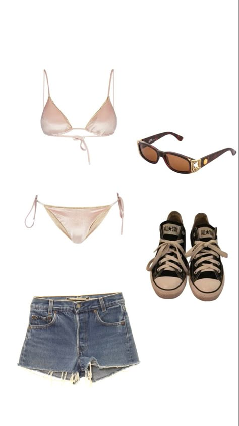 Beach Outfit Layout, Coquette Beach Outfit, Outfit Ideas Layout Summer, Beach Outfit Png, Summer Outfits Layout, Obx Outfits, Bathing Suit Outfits, Obx Dr, Model Outfit