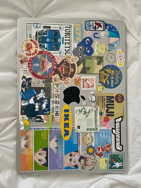 Computer With Stickers Aesthetic, Computer Aesthetic Stickers, Laptop Case Aesthetic Stickers, Decorate Laptop Stickers, Cute Macbook Stickers, Macbook Cover Stickers Aesthetic, Sticker Computer Aesthetic, Aesthetic Laptop Sticker Ideas, Laptop Sticker Layout