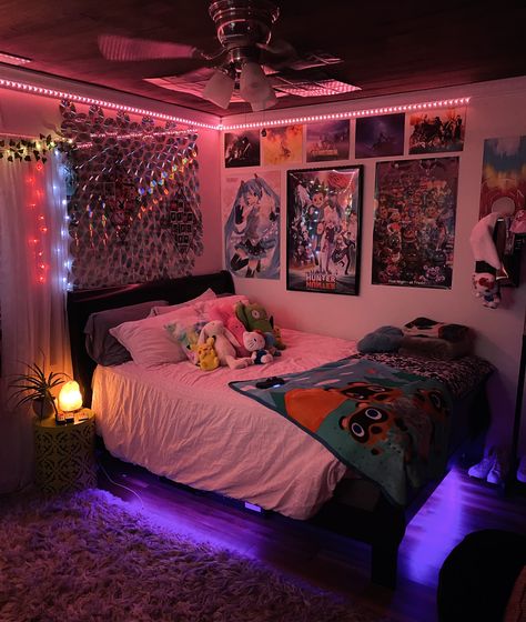 Chill Vibe Bedroom Ideas, Chill Dorm Room Ideas, Full Bedroom Ideas, Dope Room Ideas, Bedroom Ideas Y2k, Chill Room Aesthetic, Dope Rooms, Hippie Rug, Vibe Rooms