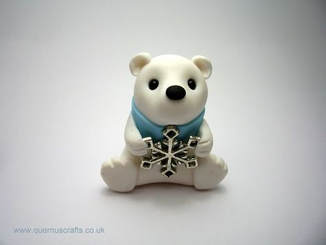 Wee Snowflake Polar Bear | He's keeping warm with a cozy sca… | Flickr Polar Bear Clay, Bear Clay, Christmas Polar Bear, Clay Bear, Clay Christmas, Clay Sculptures, Polymer Clay Sculptures, Polymer Clay Christmas, Cozy Scarf