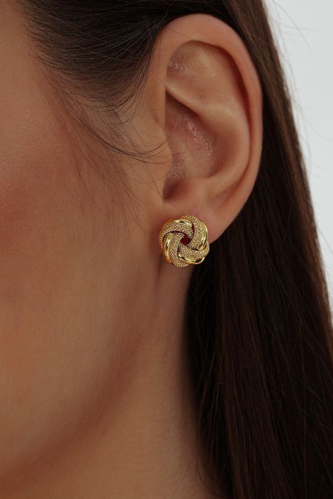 Elevate your style with these exquisite 14K solid gold double earrings. Our braided hoop huggie solid gold earrings are the perfect addition to your jewelry collection, and they make a thoughtful gift for women of all ages. Handcrafted with precision and attention to detail, these earrings are designed to bring a touch of elegance to any occasion. ★ ★ ★ These earrings are sold together. They will come in a pretty box and can be given as a present with a special message inside. F E A T U R E S * Gold Double Earrings, Double Earrings, White Gold Hoops, Gold Earrings For Women, Gold Beauty, Womens Earrings Studs, Solid Gold Earrings, Gold Stud Earrings, Gold Earrings Designs