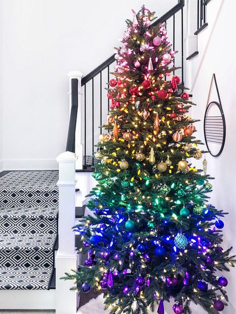 Supercool, Colorful and Unique Christmas Tree Looks We Love | HGTV Ombre Christmas Tree, Christmas Tree Flocked, Diy Holiday Wreaths, Diy Holiday Ornaments, Holiday Ornaments Diy, Diy Christmas Centerpieces, Cool Trees, Colorful Christmas Decorations, Pink Christmas Trees