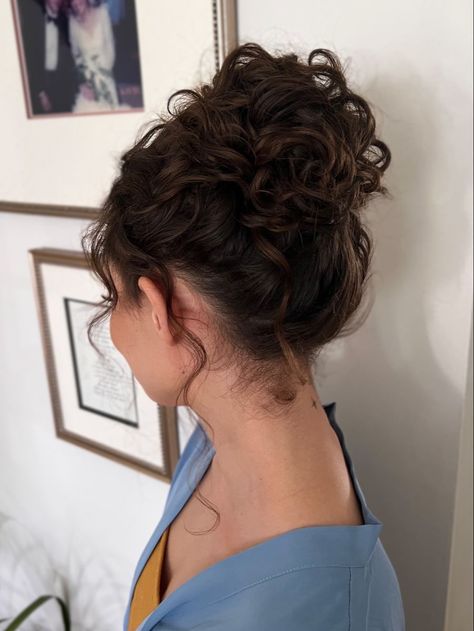 Soft Curls Updo, 2b Hair Updo, Hair Up Formal Hairstyles, Curly Romantic Updo, Curly Ballerina Bun, Bridesmaid Curly Updo, Curly Loose Bun, High Formal Bun, High Bun Aesthetic