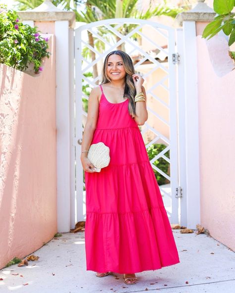 A hot pink moment in Palm Beach! This flowy maxi dress is a new favorite in my closet. Shop all these looks and see my sizing details by following my closet profile (honeysweetpetite) in the @shop.ltk app. Direct link: https://liketk.it/3J0ut . . . . . . . . . . . . . . #girlstrips #palmabeach #palmbeachstyle #palmbeachflorida #palmbeachchic #traveldress #beachoutfits #femininestyle #girlystyle #petiteblogger #petitestyle #petitefashionblogger #targetshoes #budhagirl #ltktravel #floridablogger Hot Pink Dress Outfit, Target Heels, Petite Bloggers, Outfit Petite, Trip Outfit, Rabbit Dress, Palm Beach Style, Palm Spring, Target Shoes