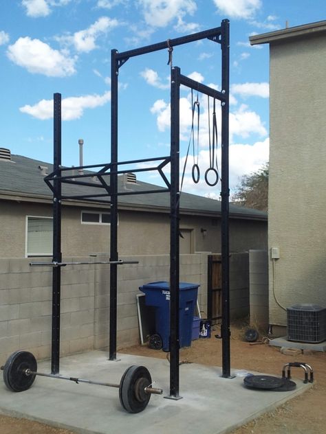 Calisthenics Setup, Home Gym Diy, Crossfit Home Gym, Gym Items, Crossfit Equipment, Backyard Gym, Crossfit Box, Home Gym Garage, Diy Home Gym