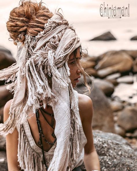 Alisa Belochkina, Goa Style, Bohemian Scarf, Boho Travel, Bohemian Scarves, Boho Shawl, Fringe Shawl, Fashion Crafts, Natural Clothing