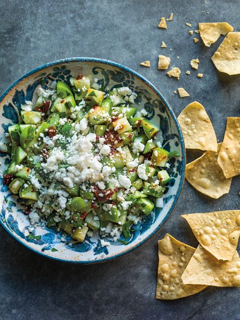 Tomatillo Side Dish, Latin Salad Recipes, Tomatillo Salad, Tomatillo Recipes, William Sonoma Recipes, Spicy Salad, Salads Recipes, Keto Ideas, Salad Ideas