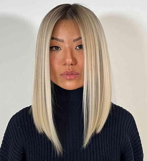 Hair For Older Women, Latest Hairstyles For Ladies, Straight Hair Highlights, Shoulder Length Straight Hair, Flattering Haircuts, Fine Straight Hair, Straight Blonde Hair, Flat Hair, Haircuts Straight Hair