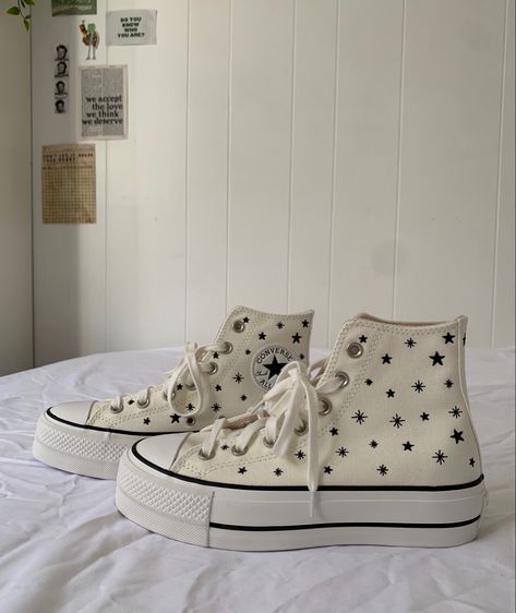 converse | stars | platform converse | shoes Mirrorball Converse, Platform Converse Design, One Stars Converse, Converse Star Embroidery, Cute Converse Platform, Shoes For Eras Tour, Converse Star Shoes, Cute Converse Designs, Converse Collection Aesthetic