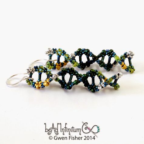 gwenbeads: free pattern Dna Bracelet, Dna Spiral, Dna Earrings, Burning Man Art, Beads Tutorial, Double Helix, Math Art, Helix Earrings, Pattern Sewing