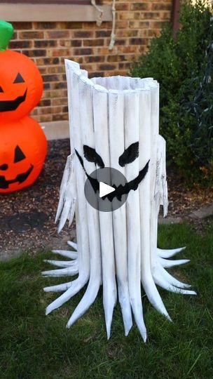 Easy Decorations For Halloween, Pool Noodle Ideas For Halloween, Dollar Tree Halloween Candy Bowl Diy, Diy Halloween Statues, Halloween Crafts With Pool Noodles, Halloween Column Decor, Halloween Diy Outdoor Decor, Halloween Decorations With Pool Noodles, Diy Pool Noodle Halloween Decor