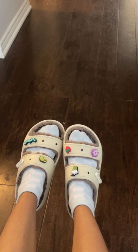 Croc Slides Outfit, Croc Slides, Crocs Collection, Fuzzy Crocs, Shoe List, Crocs Slides, Slides Outfit, Crocs Fashion, Cute Slippers