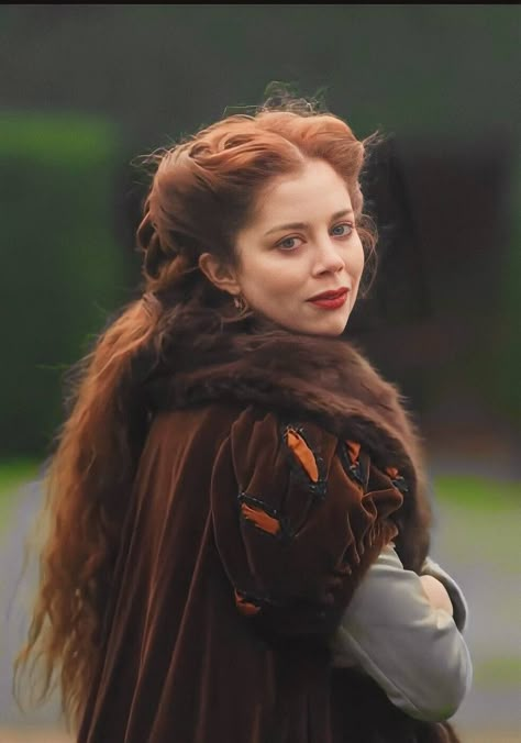 The Spanish Princess Hairstyles, Catherine Of Aragon The Spanish Princess, Charlotte Hope The Spanish Princess, Catherine Of Aragon Aesthetic, Ceryse Hightower, Lysa Tully, Charlotte Hope, The Spanish Princess, Fire Aesthetic