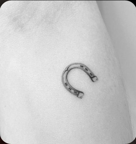 Horse Tattoo Small Simple, Horse Shoes Tattoo, Horshoe Tatoos, Tiny Horseshoe Tattoo, Horse Tattoo Ideas Small Simple, Tiny Horse Tattoo, Small Horseshoe Tattoo, Country Tattoos For Women, Simple Western Tattoos