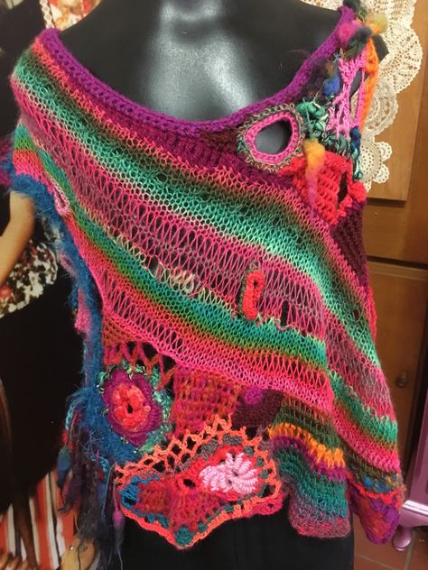 Freeform Crochet Top by Sharyn McNab Country Witch, Freestyle Crochet, Form Crochet, Freeform Crochet, Knitted Tops, Crochet Accessories, Crochet Cardigan, Crochet Fashion, Crochet Designs