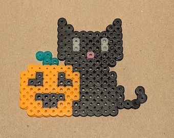 Halloween Hama Beads, Hama Disney, Ironing Beads, Melty Bead Designs, Beads Halloween, Dark Features, Melt Beads Patterns, Black Cat Pumpkin, Hamma Beads Ideas