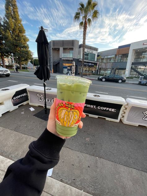 #matcha #alfred #coffee Alfred Coffee, Coffee Heart, Coffee To Go, Working Hard, Matcha, Coffee Shop, Pastry, Checks, Forest