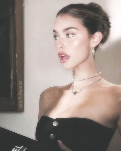 Madison Beer Aesthetic Vintage, Madison Beer Soft Aesthetic, Madison Beer Pink, Madison Beer Coquette, Madison Beer Icons Aesthetic, Madison Beer Selfie, Madison Beer Aesthetic, Beer Tattoos, Beer Icon