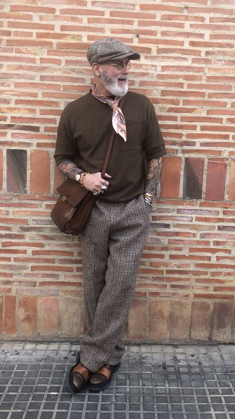 Retro Male Outfits Aesthetic, Cool Grandpa Aesthetic, Older Male Fashion, Summer Gentleman Outfit, Grandpa Style Outfits Men, Eclectic Grampa Aesthetic, Cool Grandpa Outfit, Vintage Inspired Mens Fashion, Mens Hipster Outfits