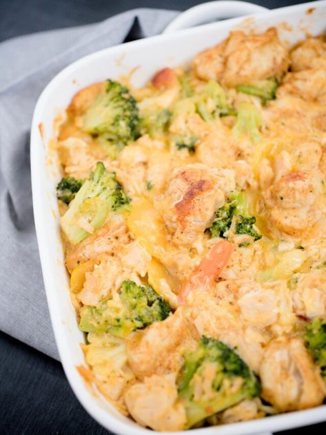 California Blend Vegetable Recipes, Chicken With Mixed Vegetables, Vegetables Casserole, Bubble Up Casserole, Mixed Vegetable Casserole, Spaghetti Baked, Chicken And Vegetable Casserole, Easy Cheesy Chicken, Tarragon Chicken