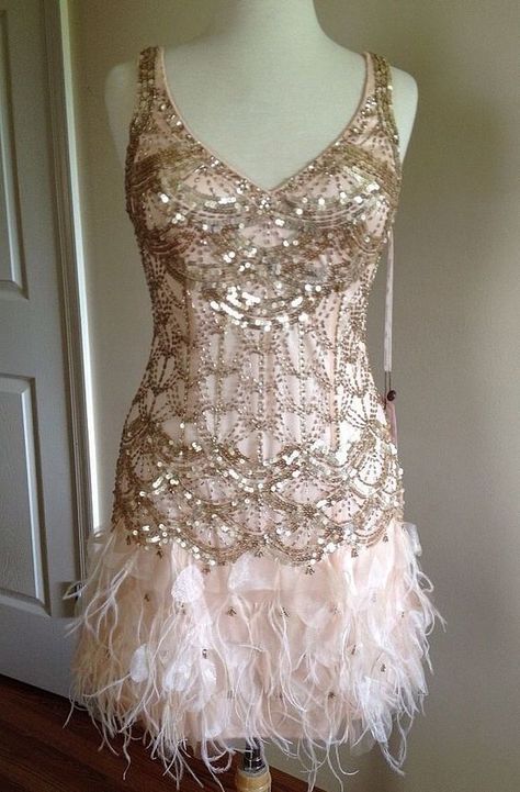 SUE WONG Gatsby Blush Sequin Beaded Feather Bridal Evening Wedding ... Estilo Charleston, Evening Wedding Dress, Bday Dress, Beaded Feather, 20s Party, Great Gatsby Fashion, Blush Wedding Dress, Gatsby Theme, Gatsby Dress